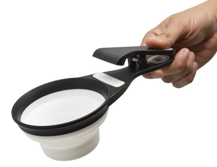 Taza medidora plegable Kup vista 4