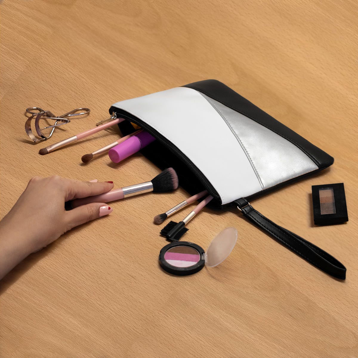 Cosmetiquera Uzuri vista 10