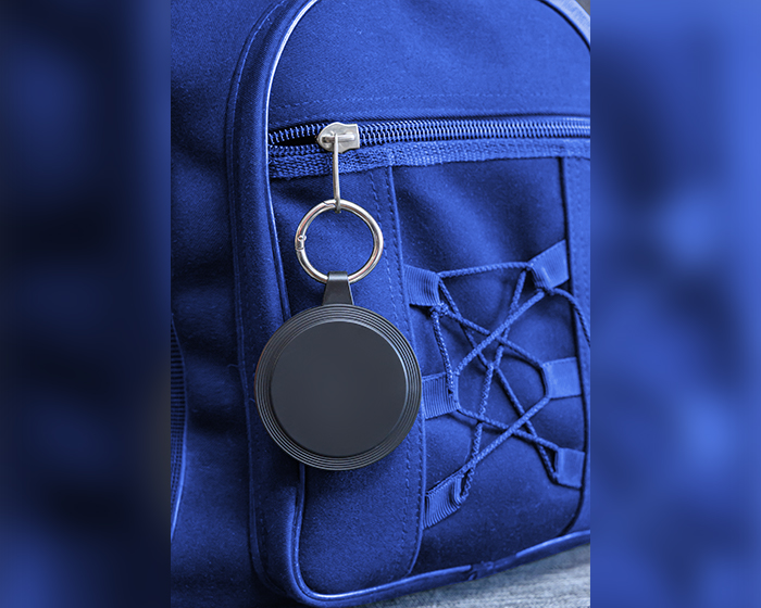 Estuche con cable y conectores para celular Nexus vista 5