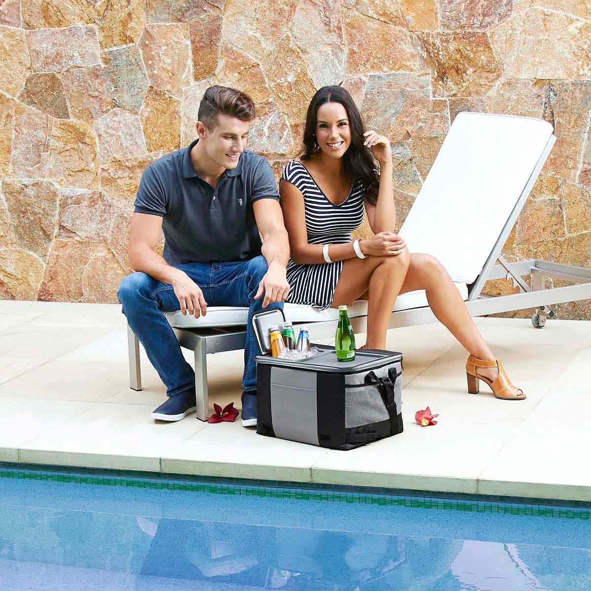 Hielera Cadence vista 4